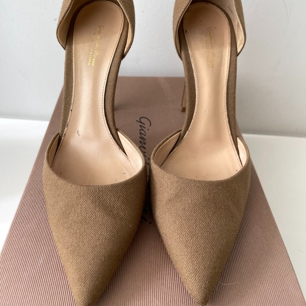 Tan High heels